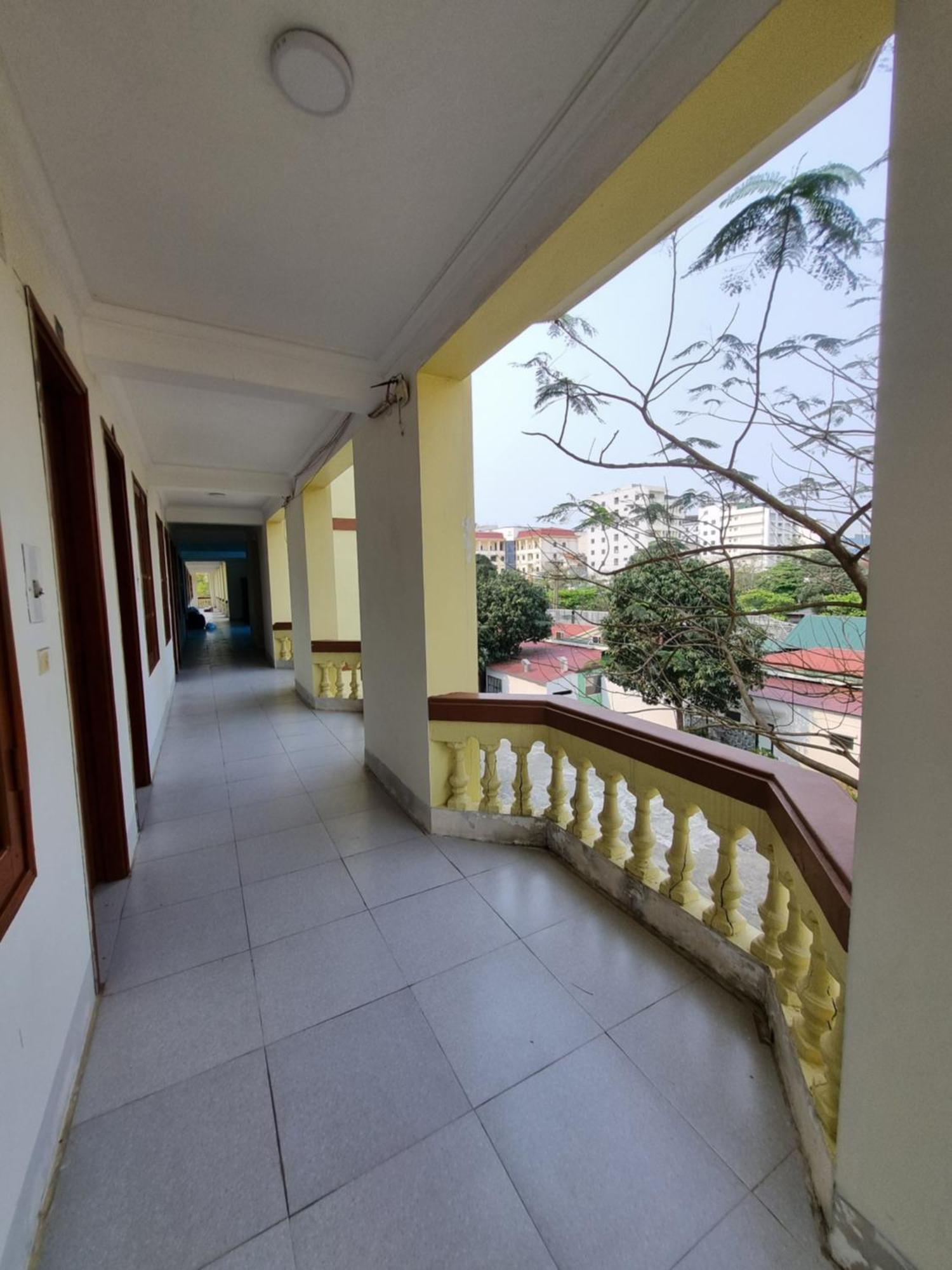 Khach San Vien Dong Hotel Cửa Lô Exterior photo
