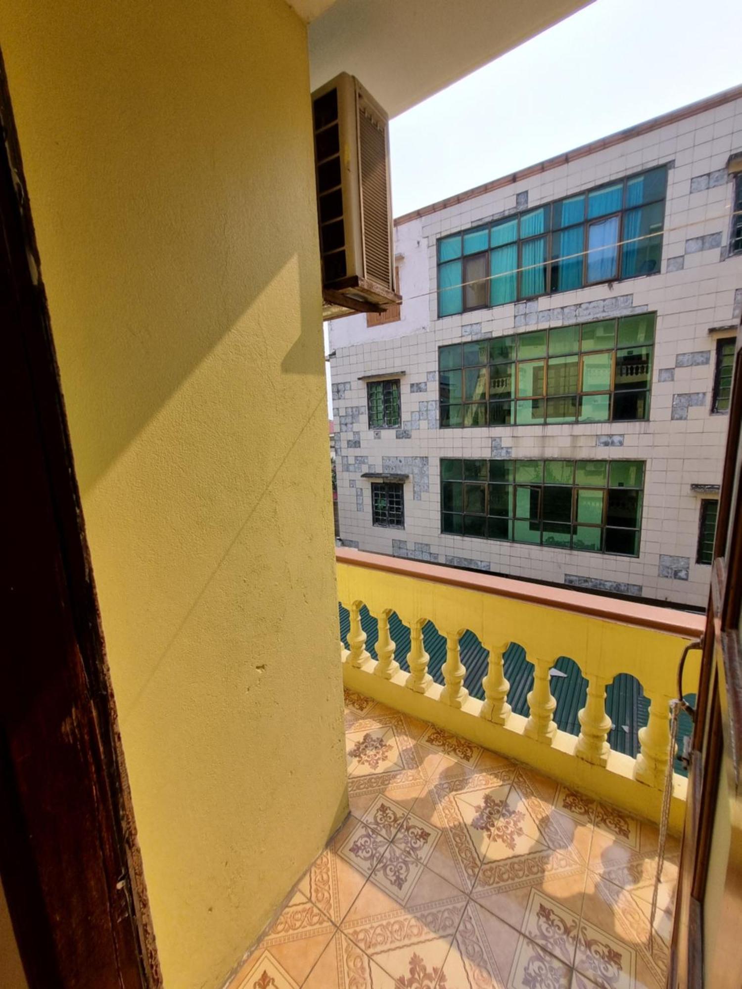 Khach San Vien Dong Hotel Cửa Lô Exterior photo